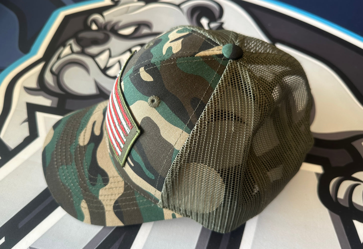 (NEW)Army Camo American Flag Mesh Back Snapback Hat