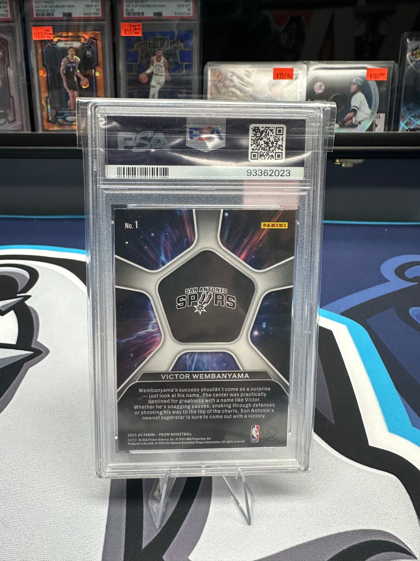 (NEW)2023 Prizm Victor Wembanyama #1 - RC - Deep Space - PSA 9