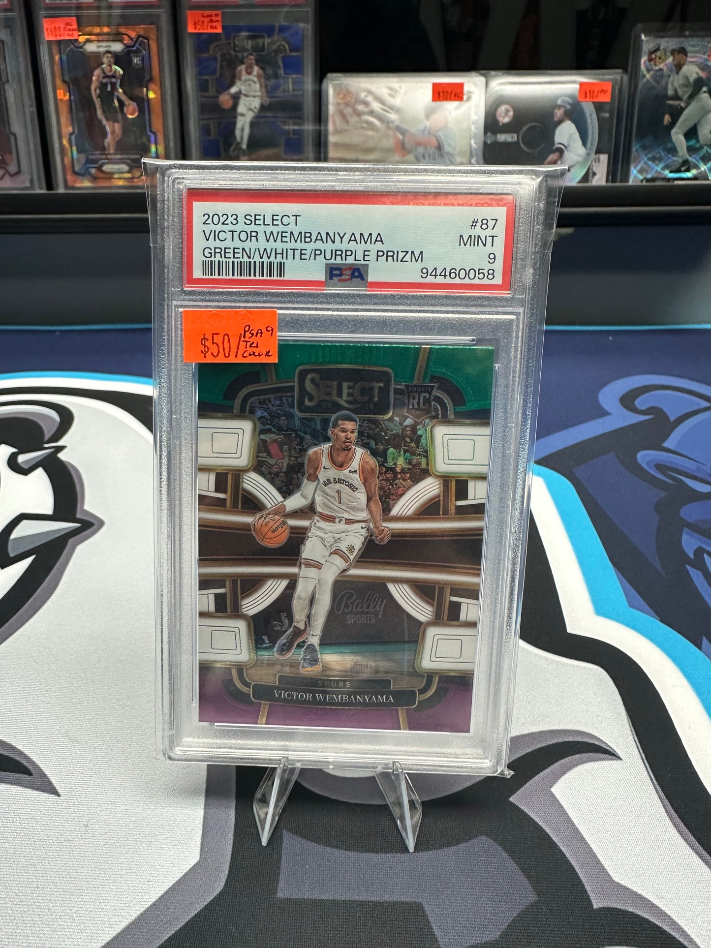 (NEW)2023 Select Victoria Wembanyama #87 - RC - Tricolor Prism - PSA 9