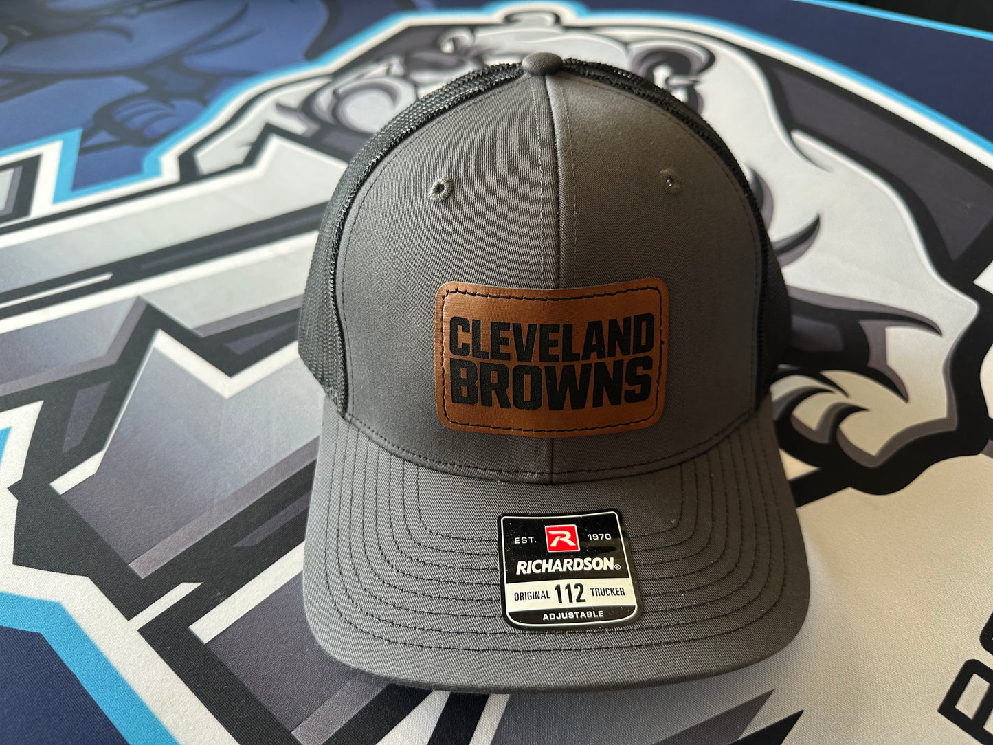 (NEW)Cleveland Browns Brown Patch Mesh Back Snapback Hat - Charcoal Grey/Black