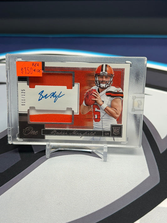 (NEW)Baker Mayfield Panini One Encased Rookie Dual Patch Autographed Card - #011/125